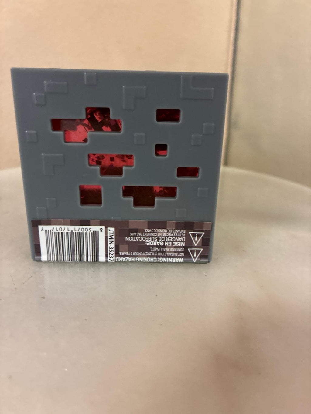Minecraft Red Glitter Jelly Cube Fidget Toy