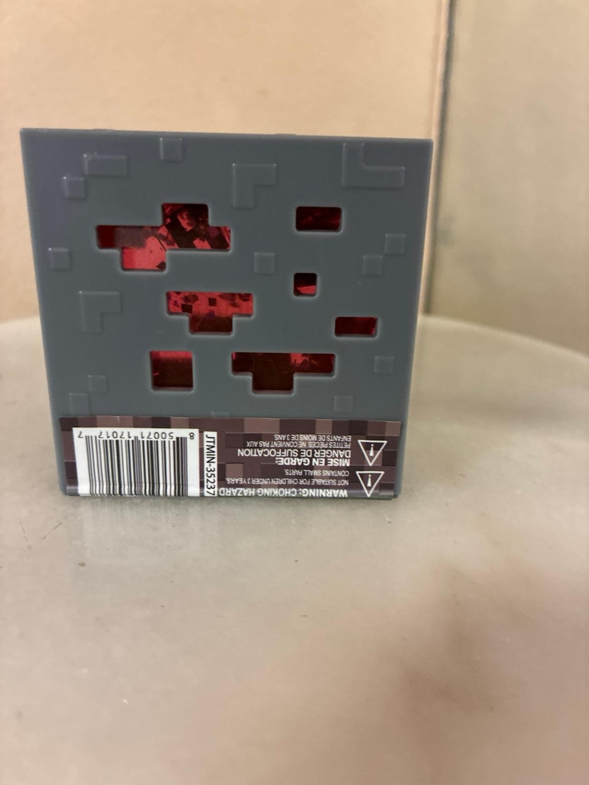 Minecraft Red Glitter Jelly Cube Fidget Toy